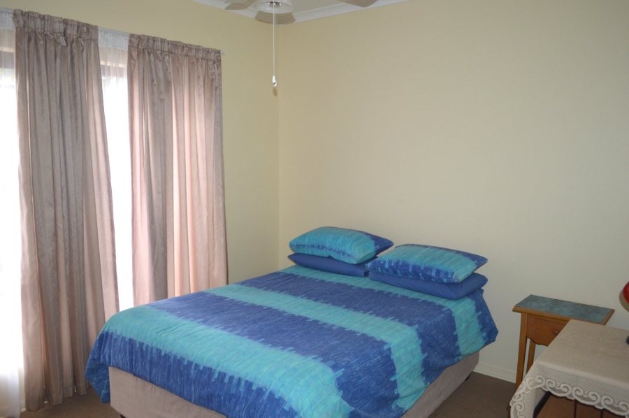 3 Bedroom Property for Sale in Flamwood North West
